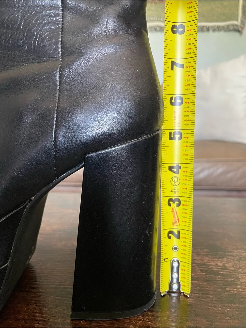 Steve Madden bold black